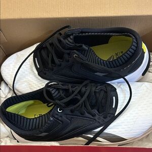 Reebok Men's Black and White Athletic Sneakers